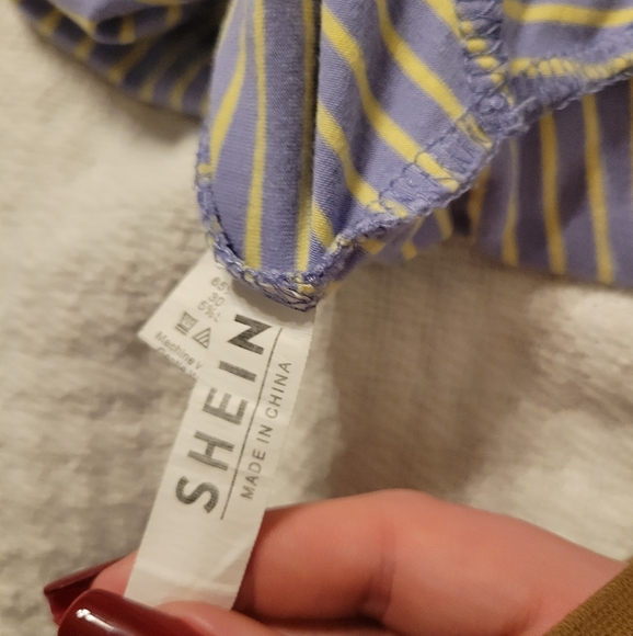 SHEIN PURPLE/YELLOW CROPPED TEE - Picture 7 of 7